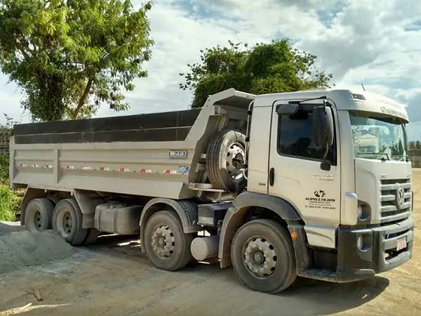 Caminhao-Basculante-Truck-2